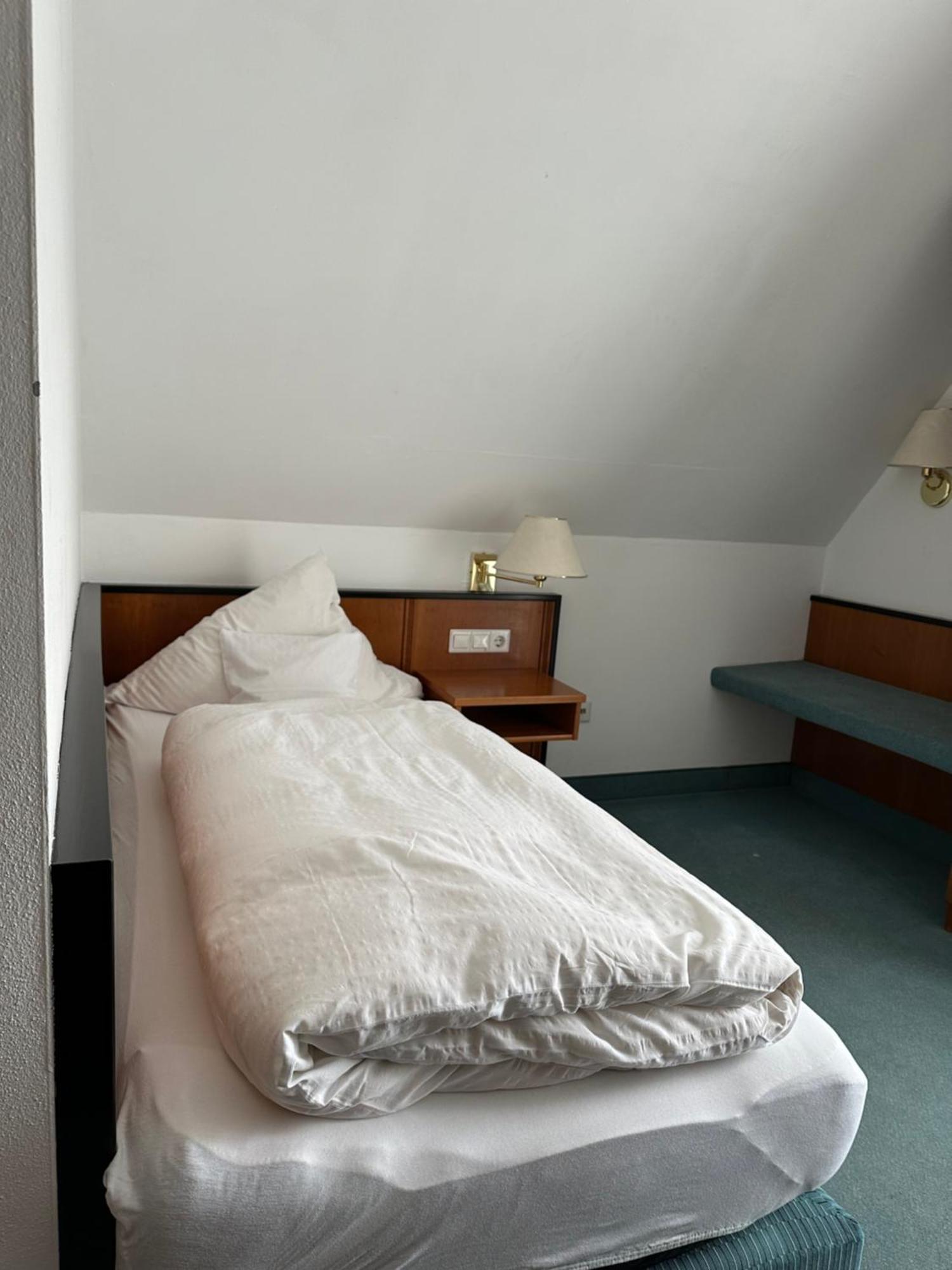 St Hotel Reichertshofen Ngoại thất bức ảnh